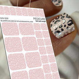 Nail Wraps Pédicure – Motif Léopard Beige avec Effet Foil Coloré – Réf. WR-509