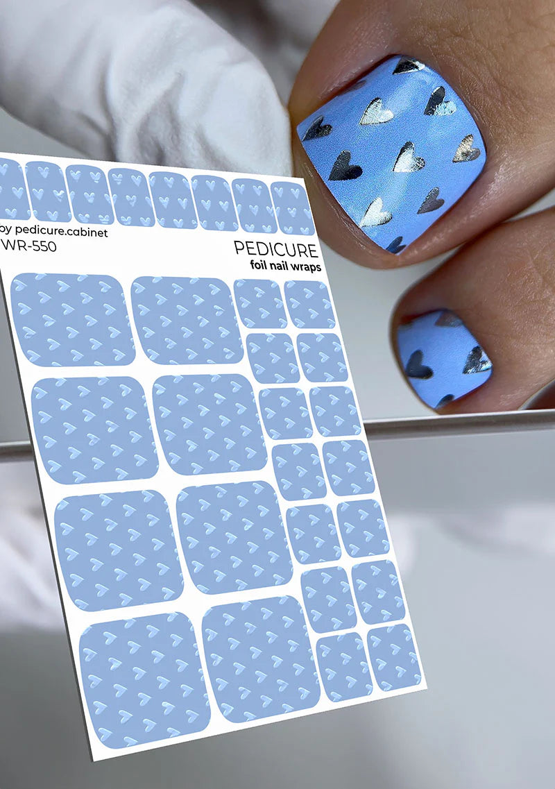 Nail Wraps Pédicure – Motif Cœurs Bleus avec Effet Foil Coloré – Réf. WR-550