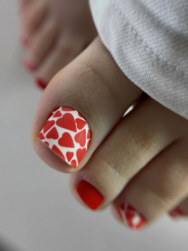 Nail Wraps Pédicure – Motif Cœur, Fond Blanc – Réf. WR-847