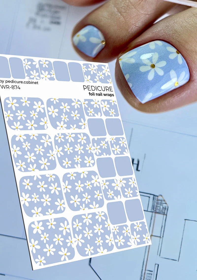Nail Wraps Pédicure – Motif Camomille sur Fond Bleu avec Effet Feuille d’Or – Réf. WR-874